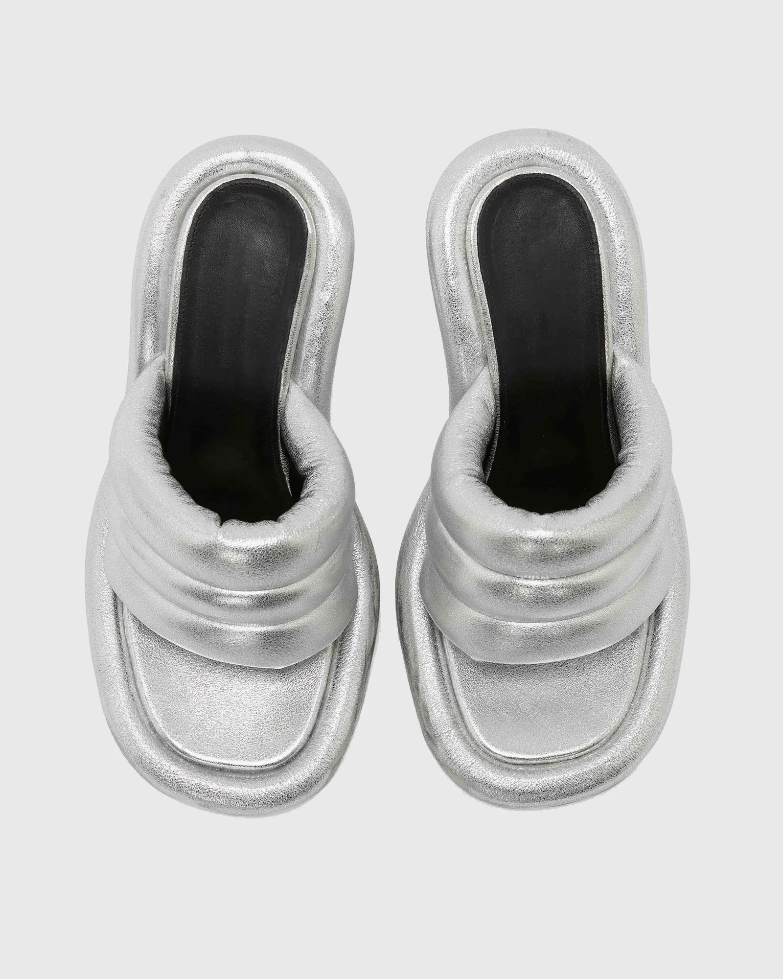 Cesarina Leather Sandals In Silver
