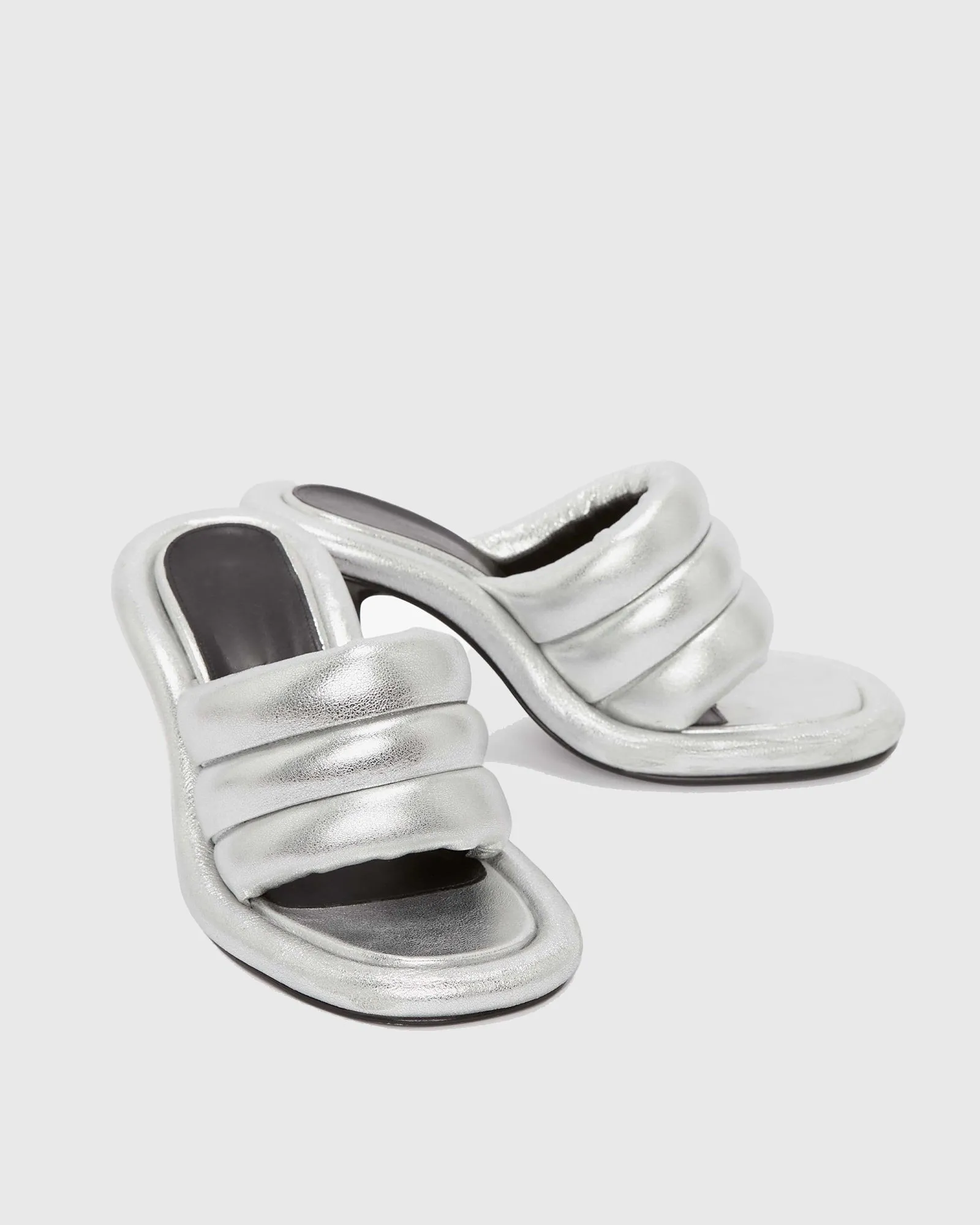 Cesarina Leather Sandals In Silver