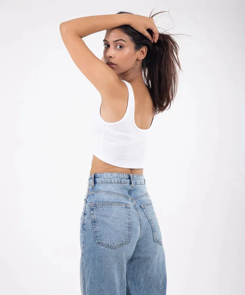 Chill & Chic: The Essential Crop Top
