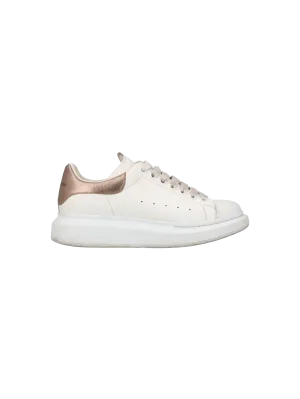 chunky leather low-top sneakers
