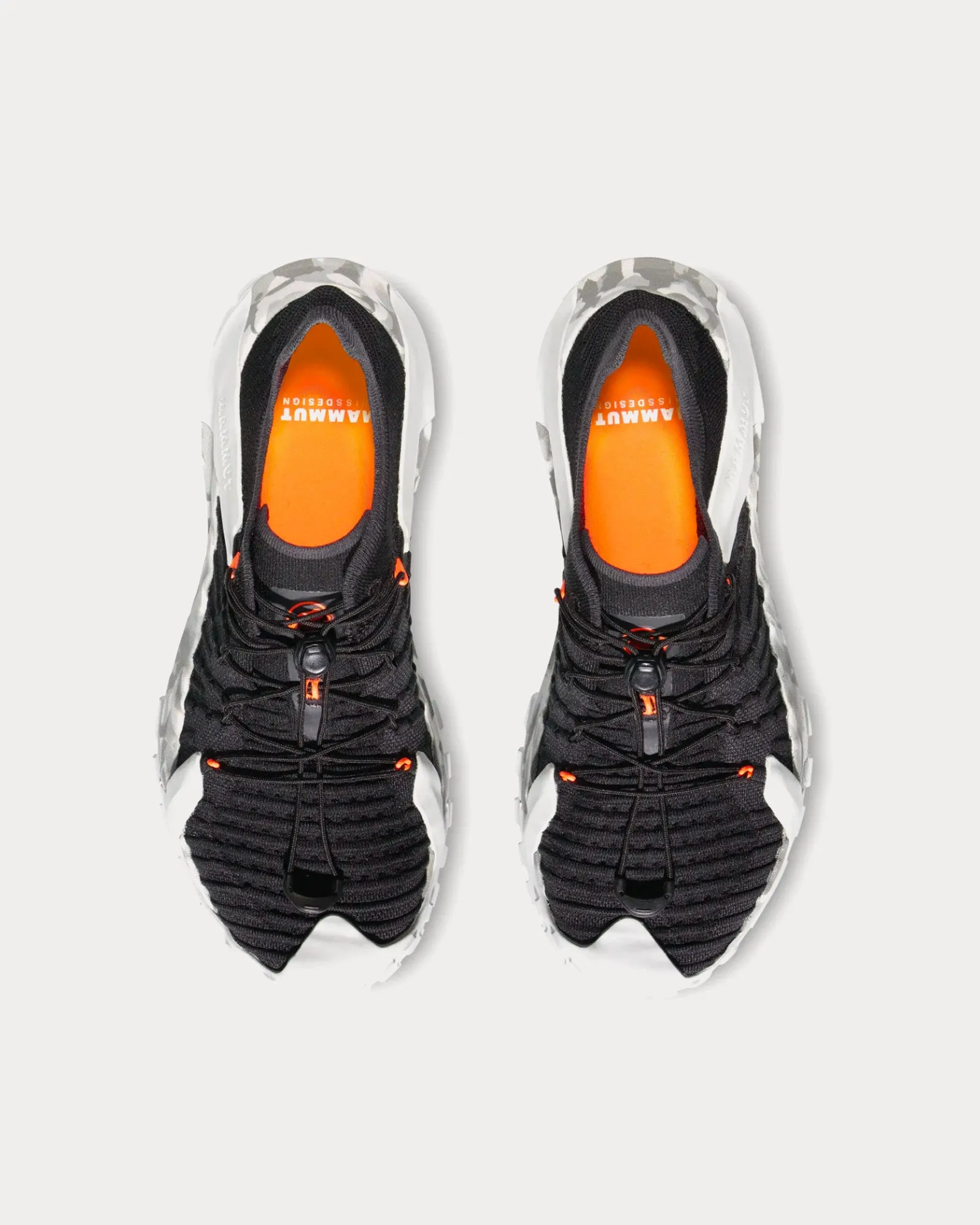 Hueco Knit II Black / Light Ice Gray Running Shoes