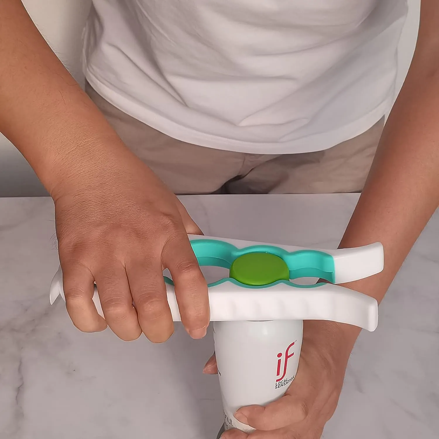 Jar Opener Bottle Opener and Can Opener for Weak hands