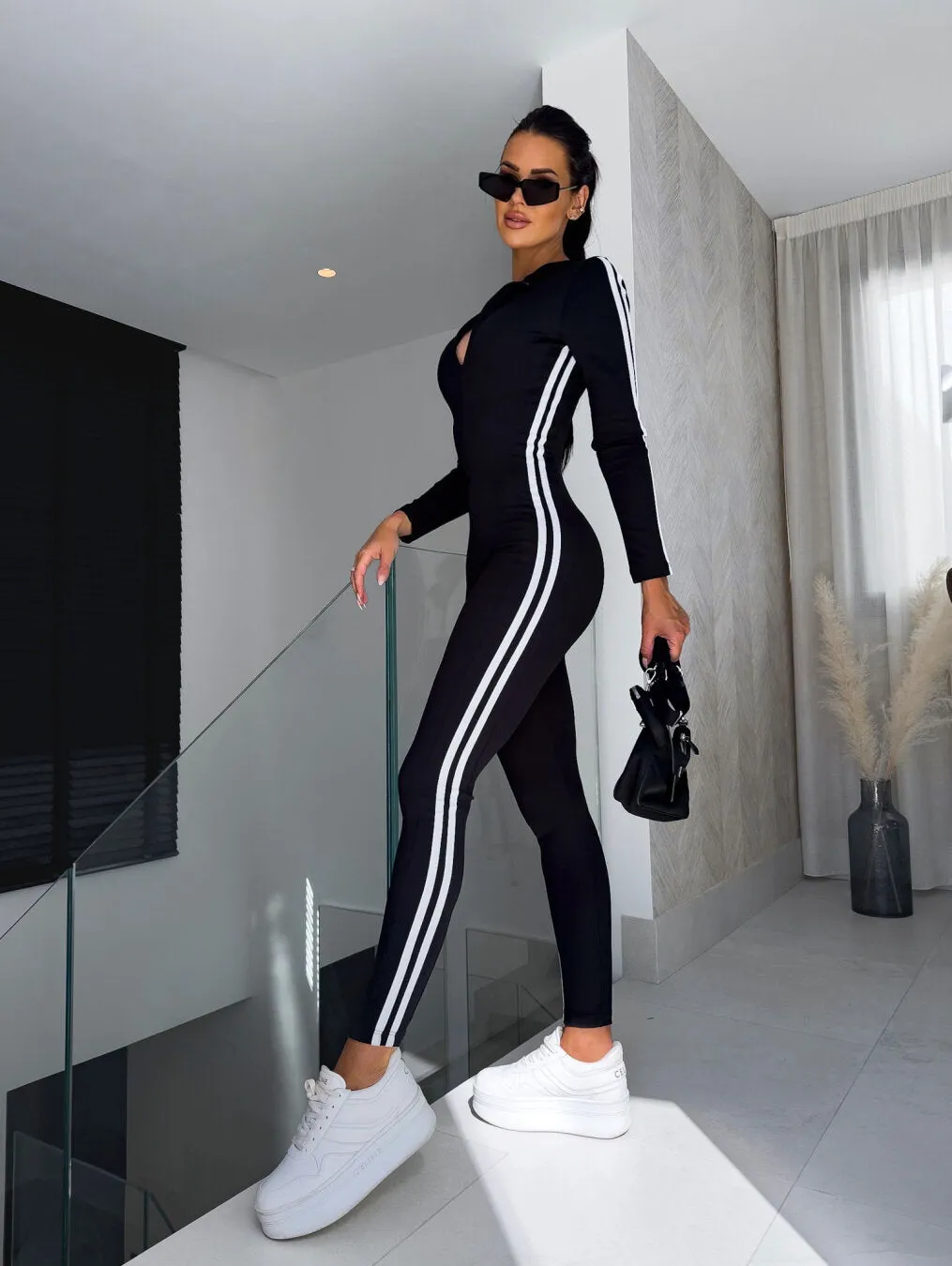Kylie - Jumpsuit Dames - Aansluitend En Sportief - Zwart - Dames