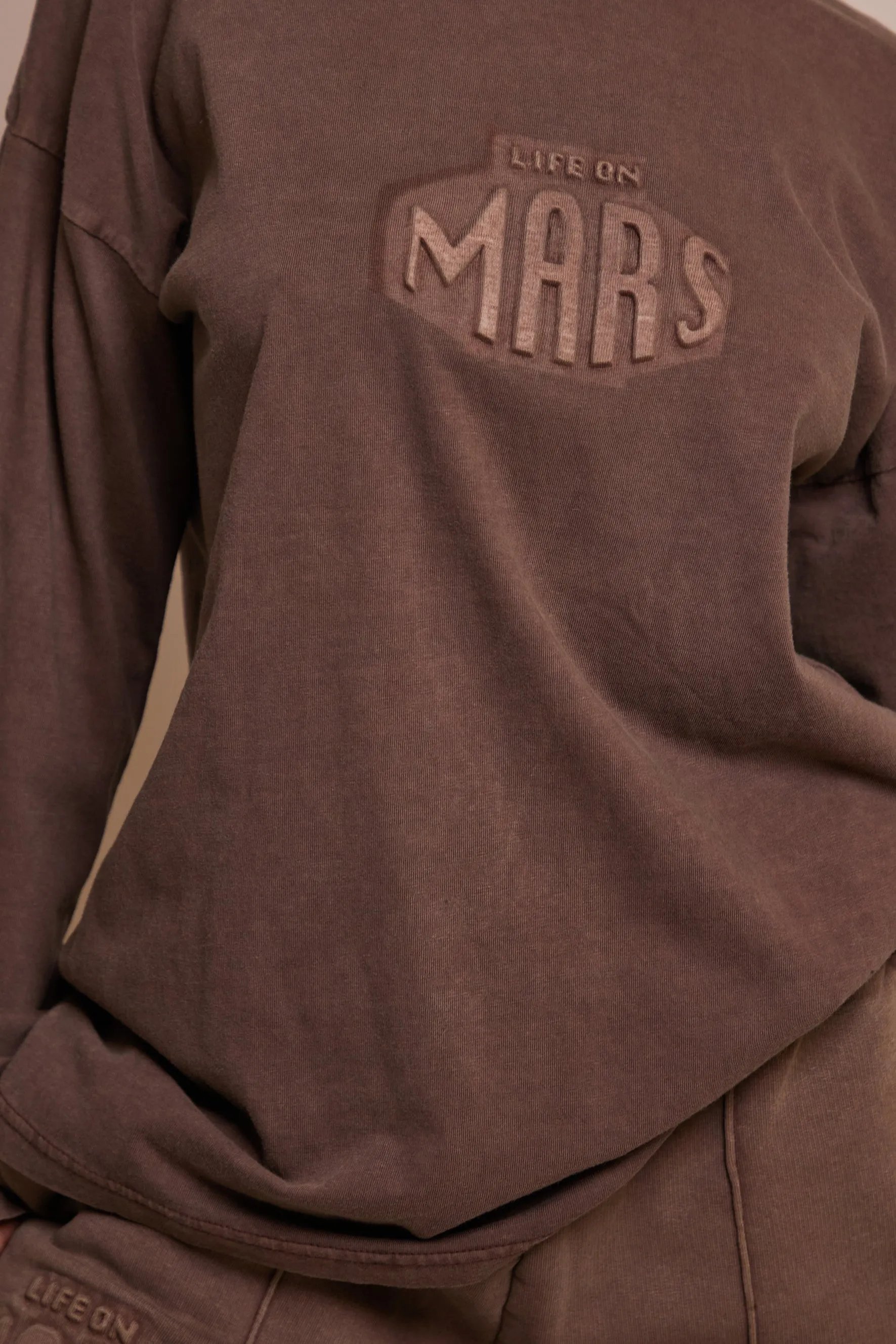 The Embossed Long Sleeve T-shirt - Chocolate Brown