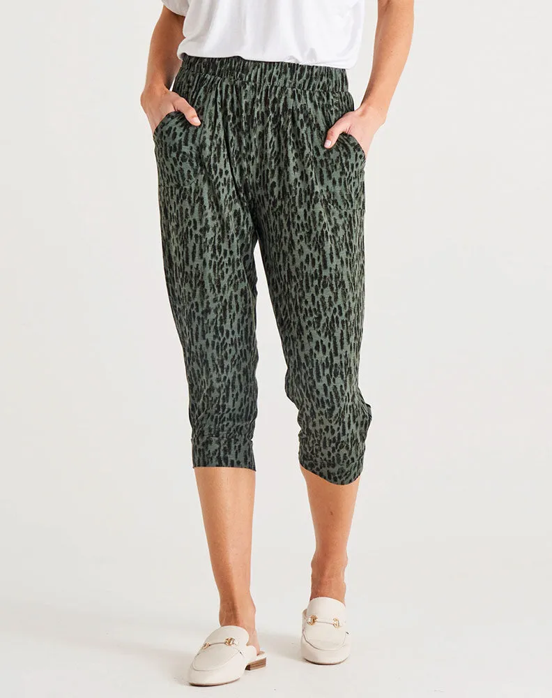 Tokyo 3/4 Pant - Abstract Print