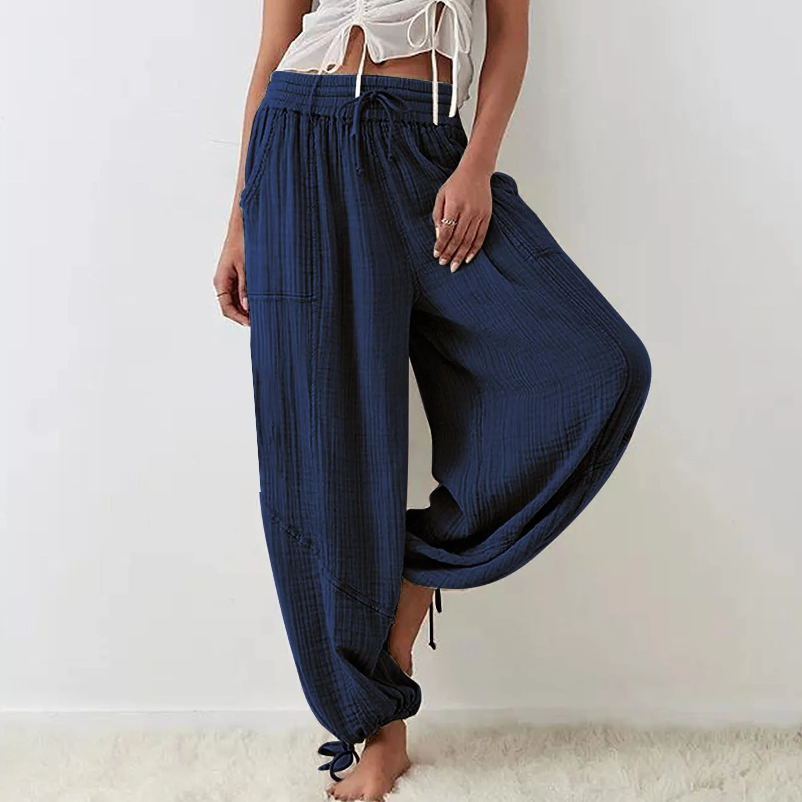 Women Casual Fashion Solid Color Textured Tied Pants with Pockets