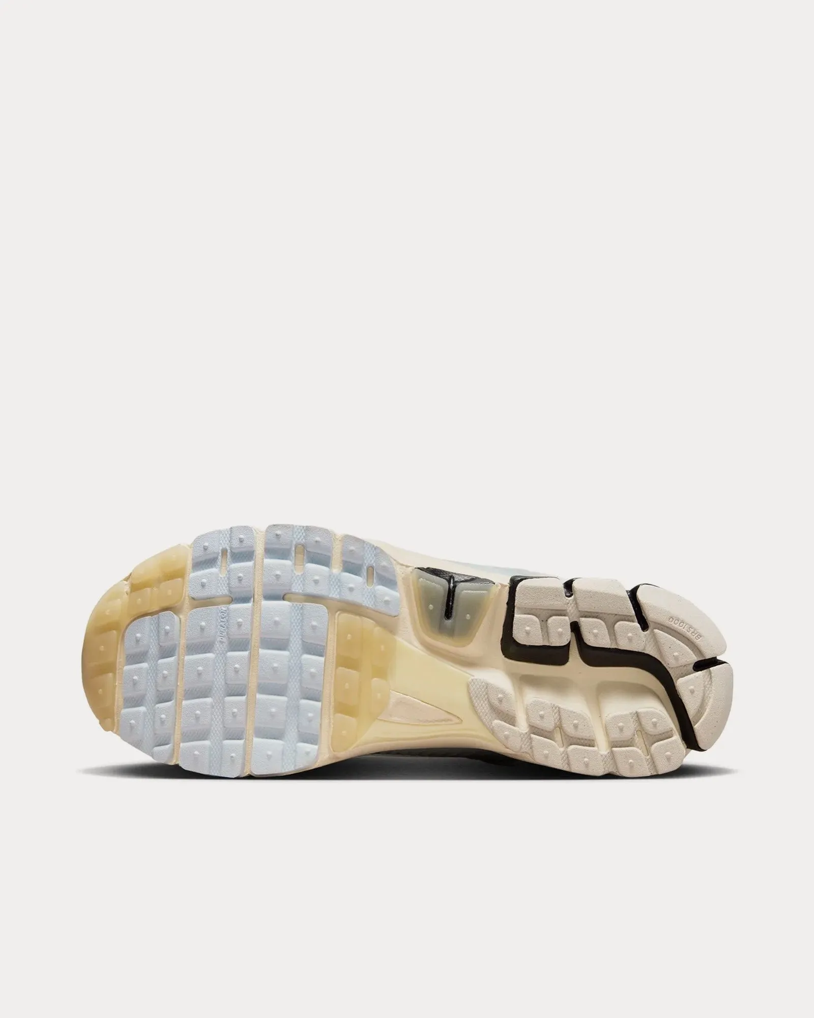 Zoom Vomero 5 Supersonic / Light Bone / Black Low Top Sneakers